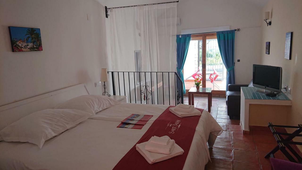 בניסה Fincahotel Cases De Sant Jaume מראה חיצוני תמונה