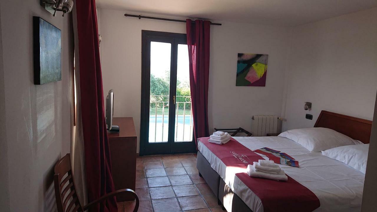 בניסה Fincahotel Cases De Sant Jaume מראה חיצוני תמונה